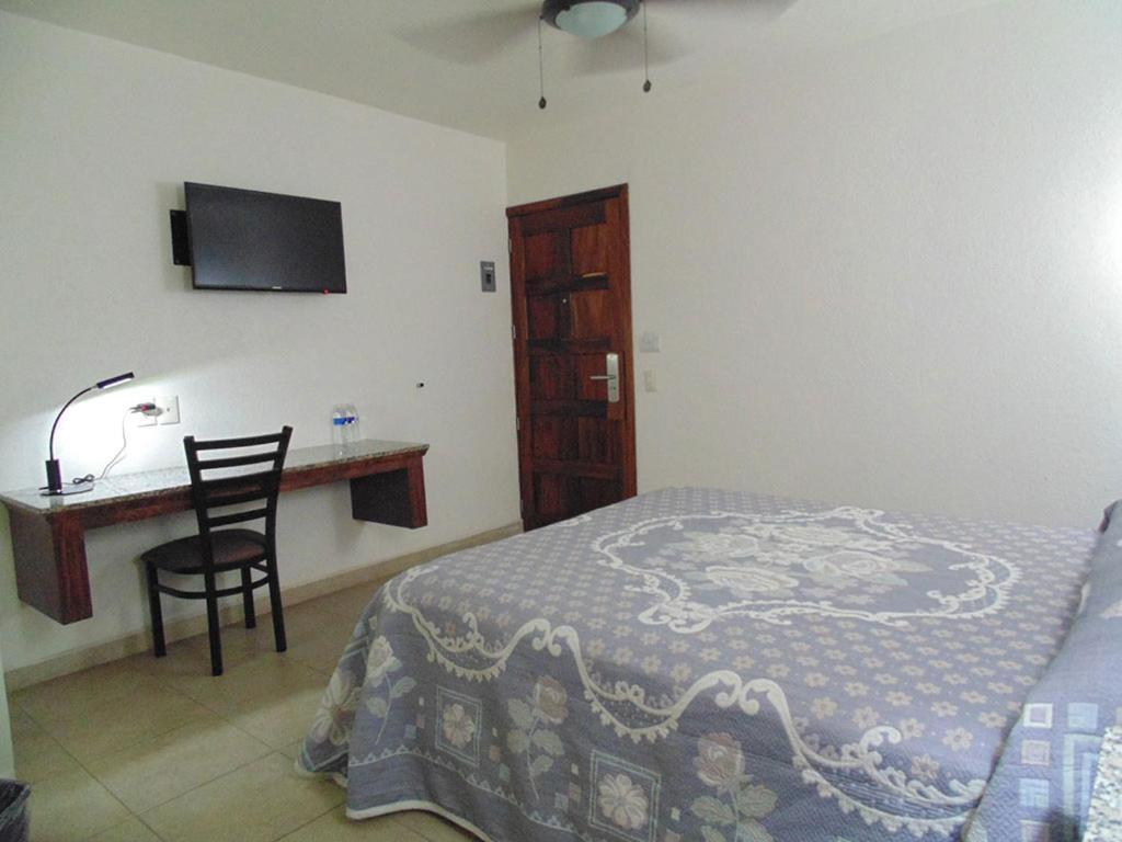 Hotel Hacienda Ciudad Guzman Dış mekan fotoğraf