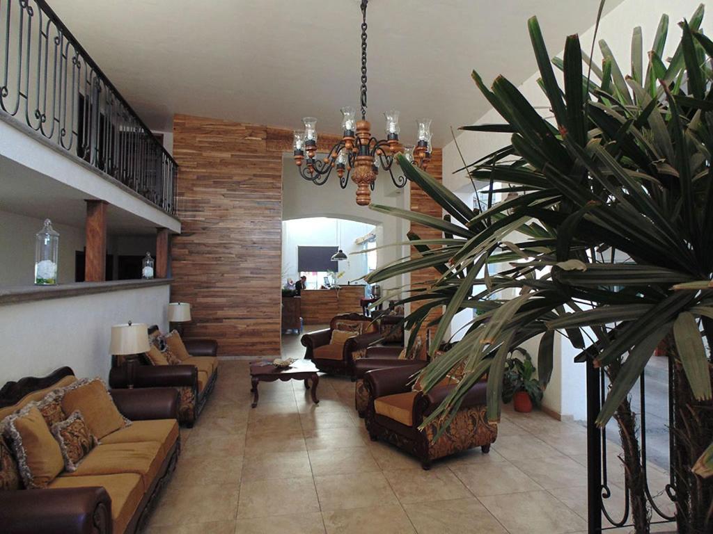 Hotel Hacienda Ciudad Guzman Dış mekan fotoğraf